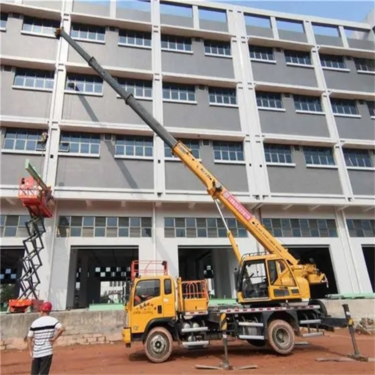 工业园区设备故障维权指南：租赁期间吊车损坏如何处理