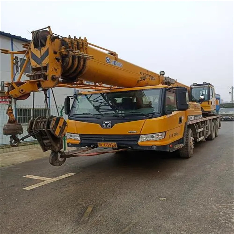 工业园区吊车出租保险：全面覆盖，安全无忧