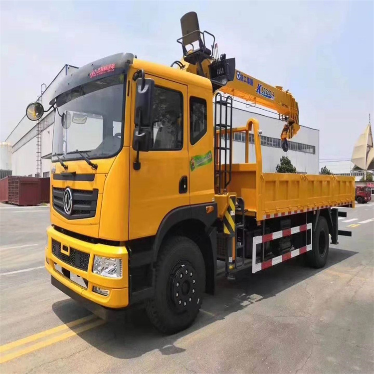 工业园区附近找一辆随车吊出租